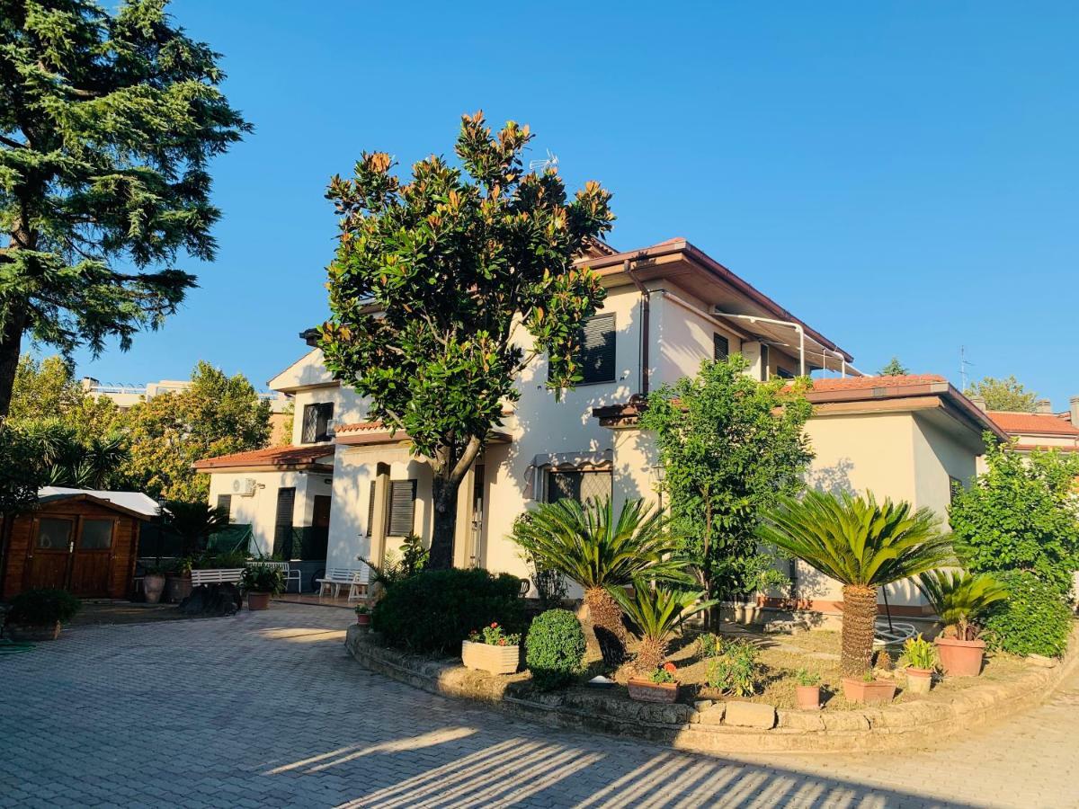 Hotel 32 Ciampino Exterior foto